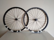 Set ruote in carbonio FFWD