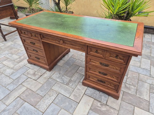 Scrivania con cassetti - , da