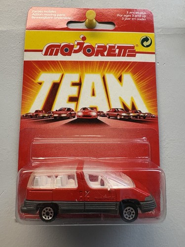 Vintage majorette team 268 - vintage,