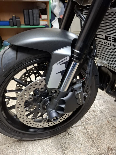 Honda cb1000r coppia - honda,