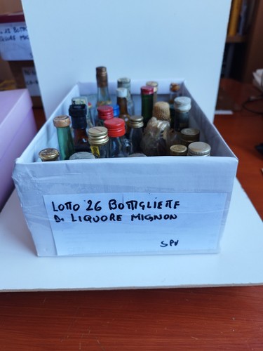 Lotto bottigliette - lotto, 26