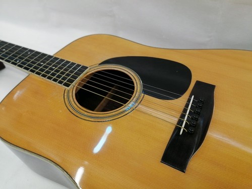 Chitarra acustica vintage 1976