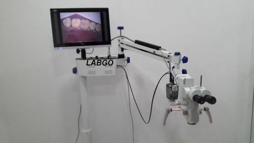 Microscopio per chirurgia