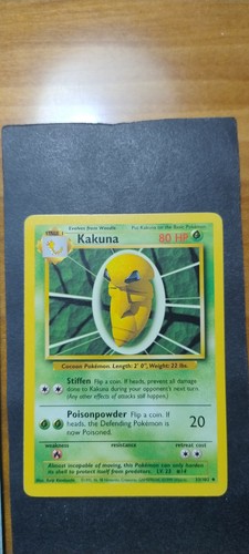 Kakuna 102 pokemon card - 33/102,