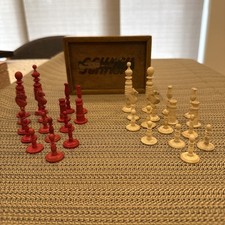 Scacchi antichi figure gamba