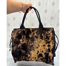 Borsa Terry Lewis Classic Luxuries in pelle di mucca con capelli, tote in pelle nera, mai usata