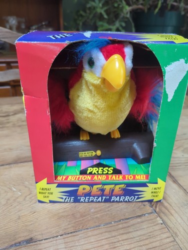 Peluche uccellino parlante