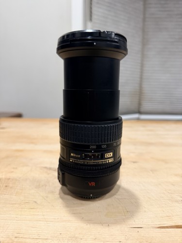 Nikon nikkor dx vr - nikon,