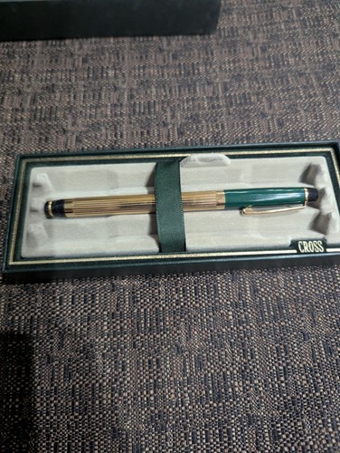 Fountain pen cross - cross, metropolis