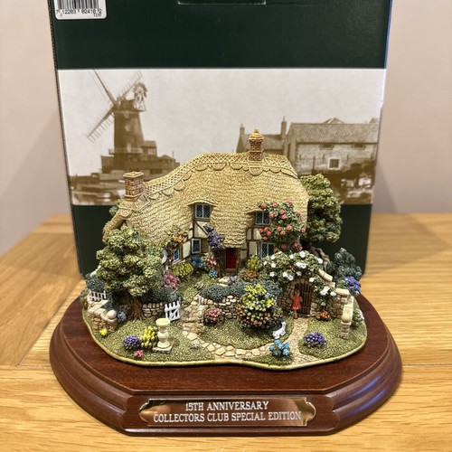 Lilliput lane the enchanted - lilliput,