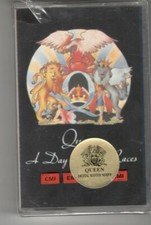 QUEEN - A DAY AT THE RACES