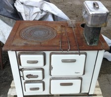 Stufa a legna marca Zoppas 5 sportelli contenitore acqua compreso di accessori