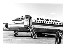 Bonanza Airlines Funjet Douglas DC-9 aereo aeroporto retrò anni 60 foto d'epoca