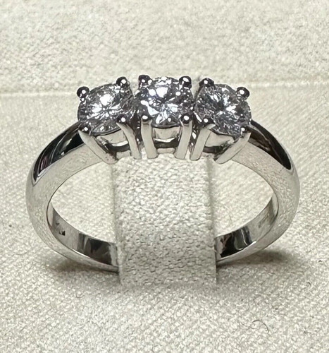 Anello trilogy oro e - oro, kt.