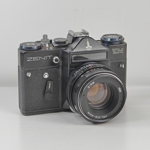 Zenit slr fotocamera - zenit, em