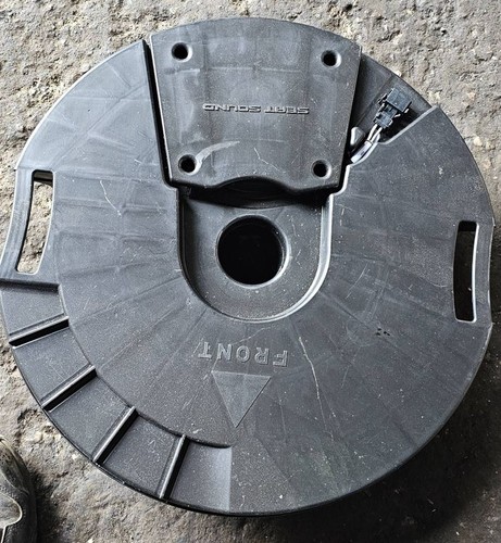 Seat leon 2013 subwoofer - (5f),