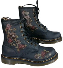 NEW Doc Dr. Martens Womens 6