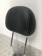 Poggiatesta anteriore sinistro