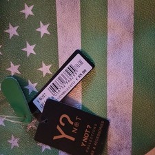 Borsa a spalla y not?  Verde