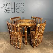 Tavolo da pranzo e quattro sedie abbinate bambù canna rattan metà secolo vintage retrò
