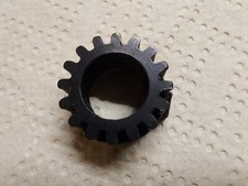 2x GEAR Turntable Shaft
