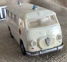 Politoys 300 ~Alfa Romeo Romeo 2 Minibus Ambulanza (1957-1966) -Bianco~1:41 Italia