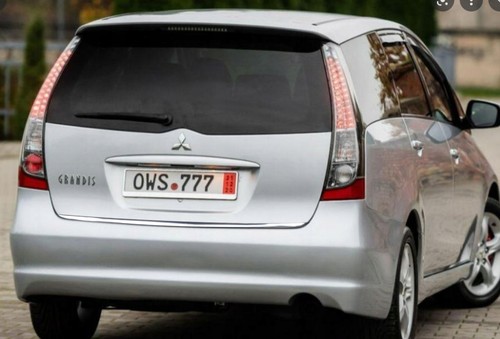 Mitsubishi grandis striscia - -,