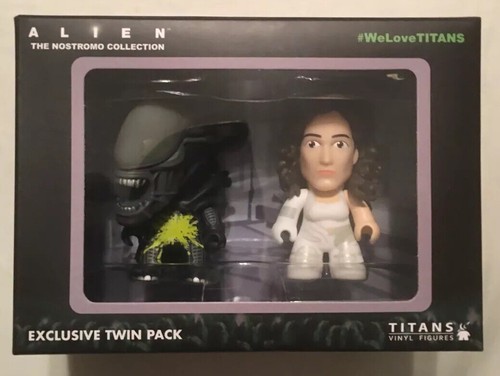 Titans vinyl figures - vinyl, alien