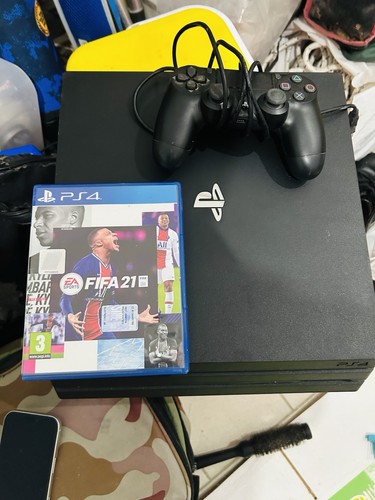 Sony playstation pro - 4,