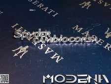 Maserati 4200 emblema scritta