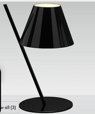 Artemide petite table lamp - la,