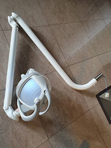 Lampada poltrona dentista - poltrona,