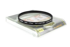 Hoya HMC 77mm Skylight 1B