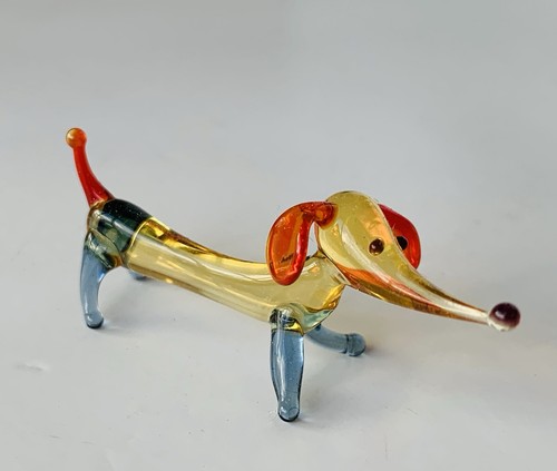 Bassotto cane statuina - ~,
