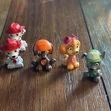 Set di 5 personaggi cuccioli