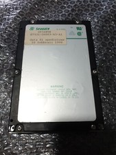 Seagate ST3285N 249MB 4500RPM SCSI - 2 Fast 128KB di cache disco rigido
