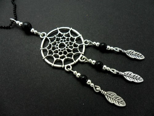 Una bella collana tibetana - ,