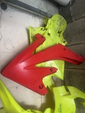 CONVOGLIATORI ROSSI PER HM VENT 50 CC. AM6 DAL 2006 COPPIA Destro E Sinistro