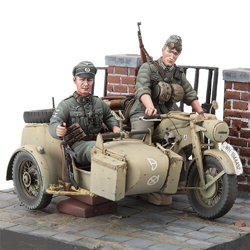 Resin kit and figures - 1/16,