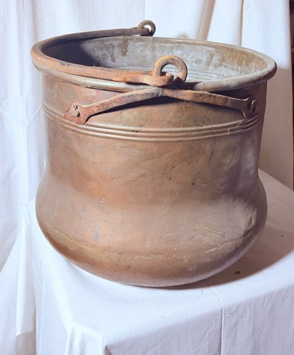 Antico secchio pentolone - , in