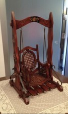 Dondolo Vintage in legno Per Bambole antiche