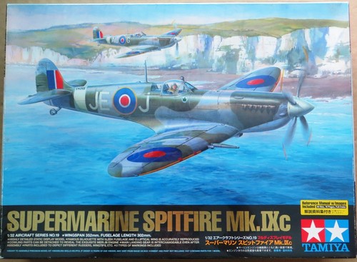 Tamiya spitfire kit - spitfire,