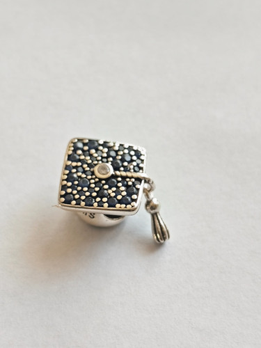 Charm pandora diplôme - charm, 2026