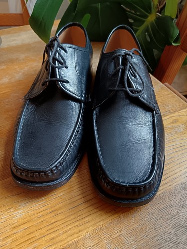 Clarks leather mens moccassin