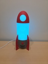 Lampada da tavolo LED a razzo