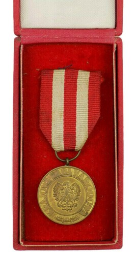682 medaglia polacca - medaglia, in