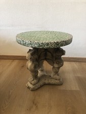 tavolino mosaico verde con gambe in pietra