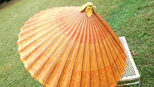 Antico ombrello asiatico - , legno