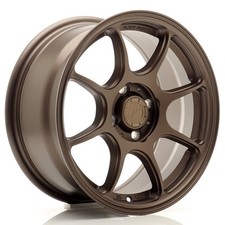 Un cerchio JR Wheels SL04 15x7