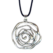 - Ciondolo Donna Grande a